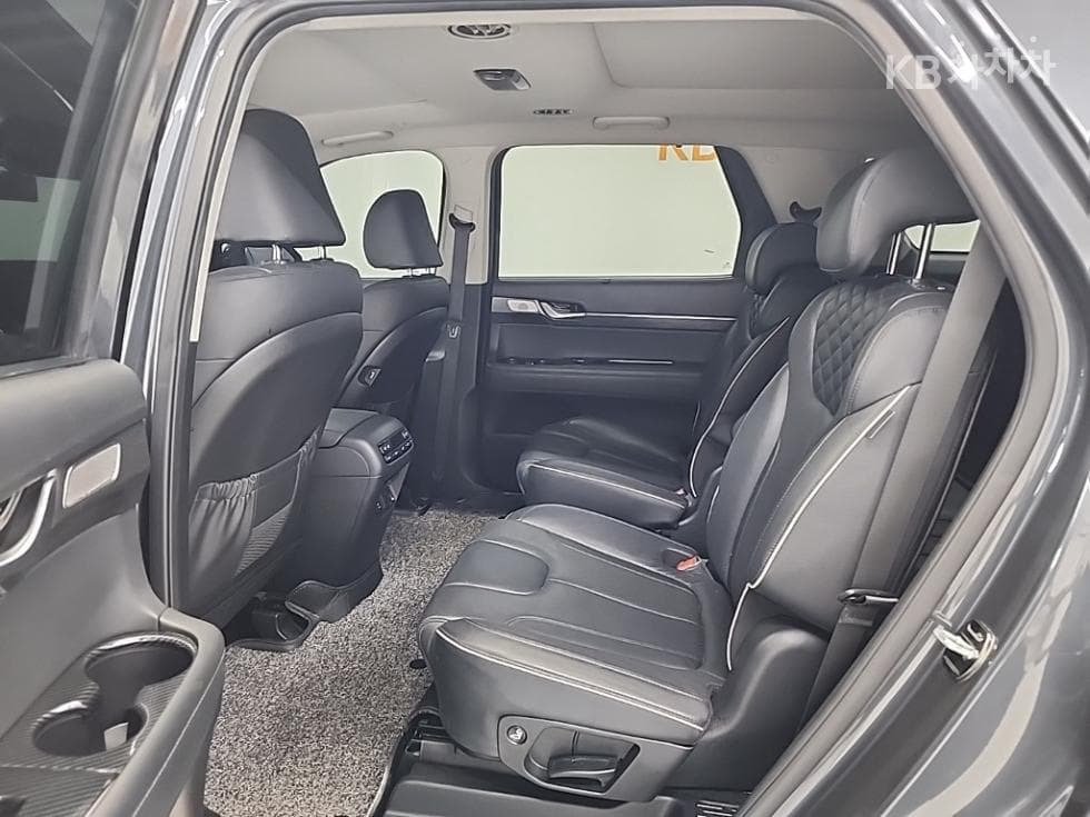 Hyundai Palisade3.8 Gasoline 7-seater (Limousine) AWD Prestige - 12