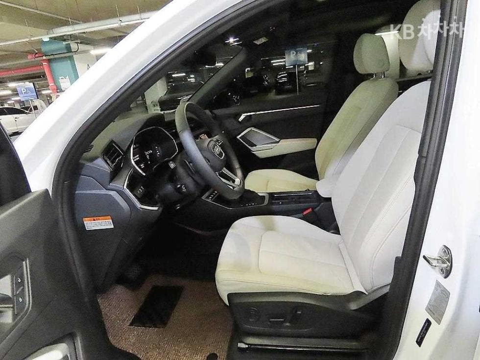 Ауди The New Q3(F3)40 TFSI Quattro Premium - 6