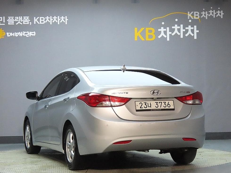 Хюндай Avante (Elantra)MDM16 GDi LUXURY - 4