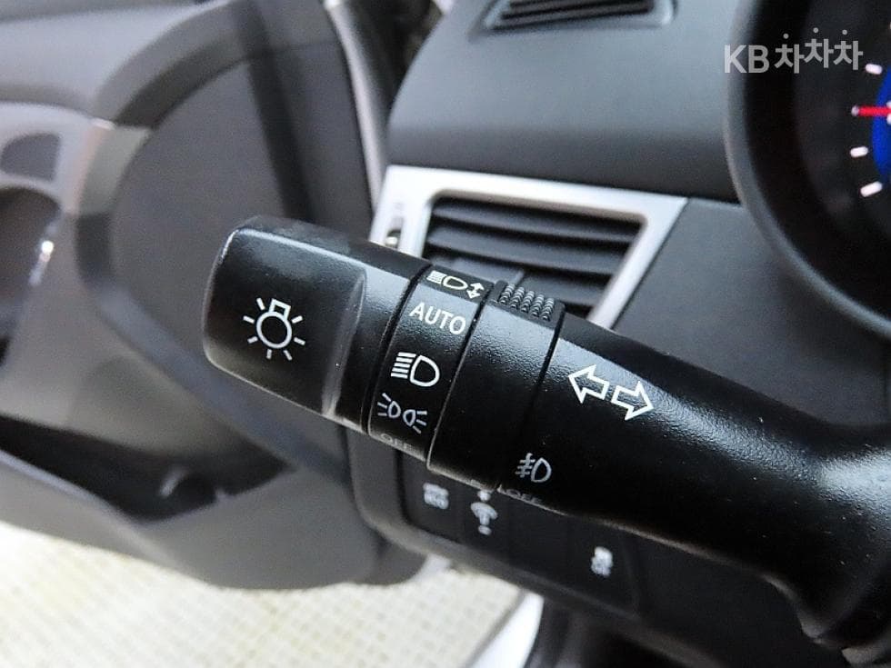 Хюндай Avante (Elantra)MDM16 GDi LUXURY - 14