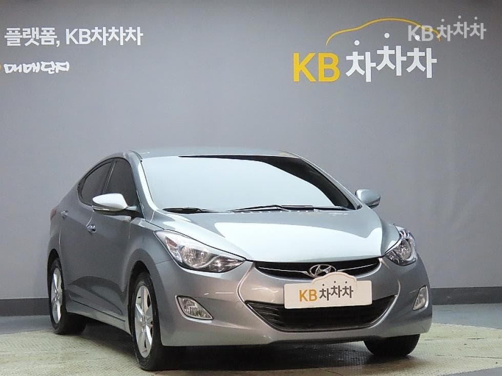 Хюндай Avante (Elantra)MDM16 GDi LUXURY - 3