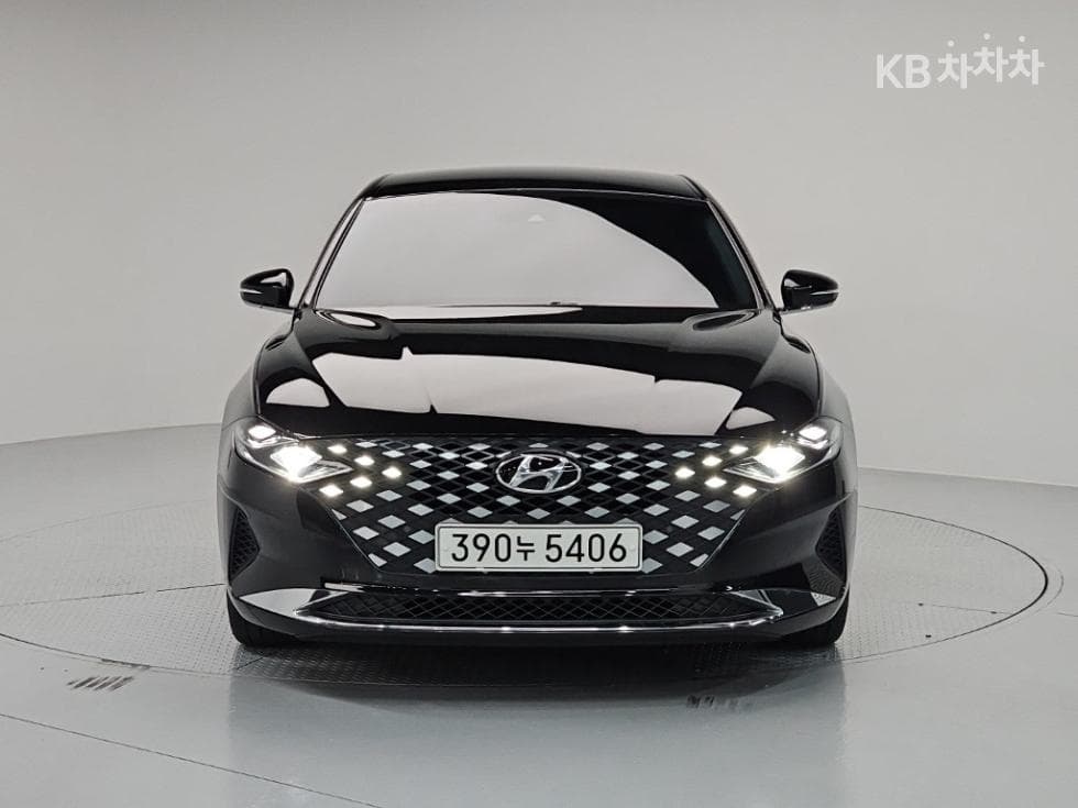 Hyundai The New (facelift) Grandeur (Azera)2.5 Premium 초이스 - 2