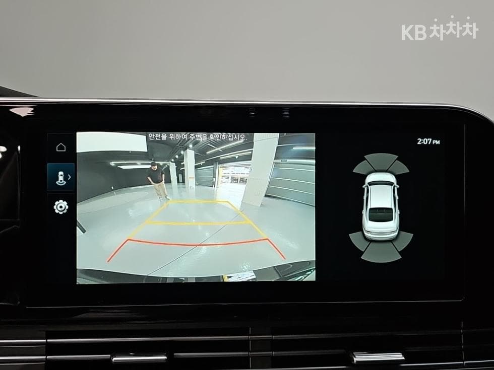 Hyundai The New (facelift) Grandeur (Azera)2.5 Premium 초이스 - 15