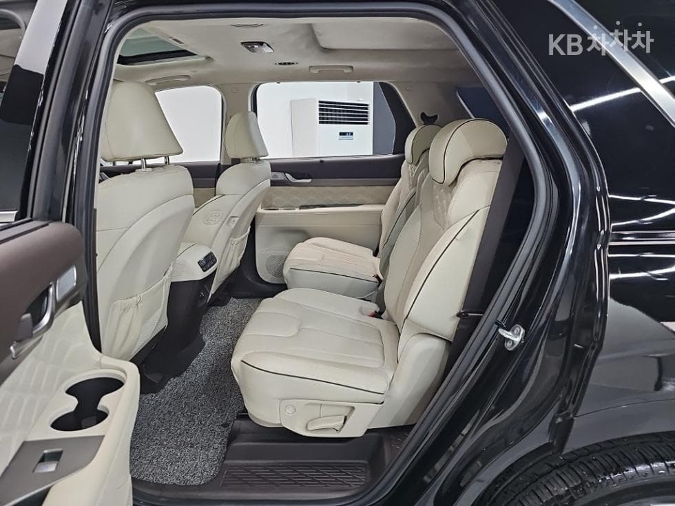 Hyundai Palisade2.2 Diesel 7-seater (Limousine) AWD Calligraphy - 12