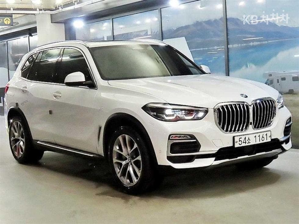 BMW X5 (G05) xDrive 30d xLine - Image 1
