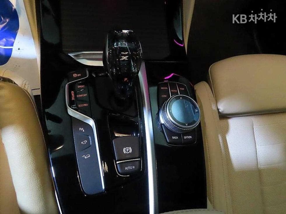 BMW New X4 (G02)xDrive M40i - 12