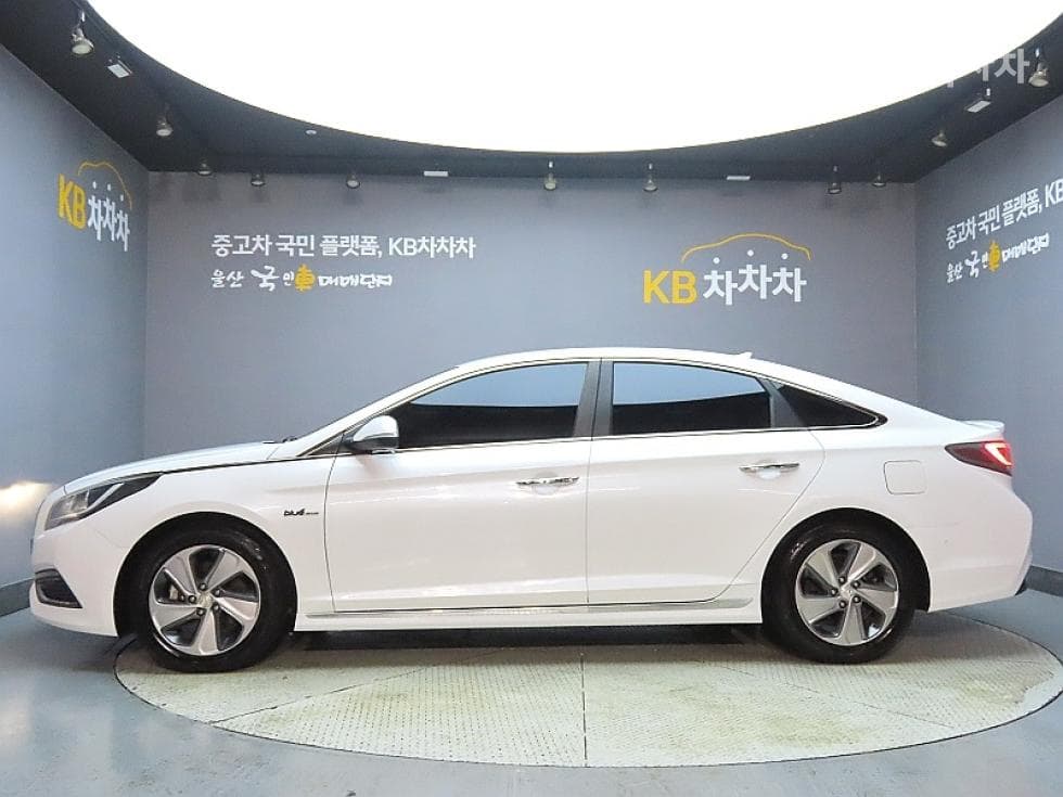 Хюндай Соната LF Хибрид2.0 HEV Premium Специал (специален признак/издание) - 5