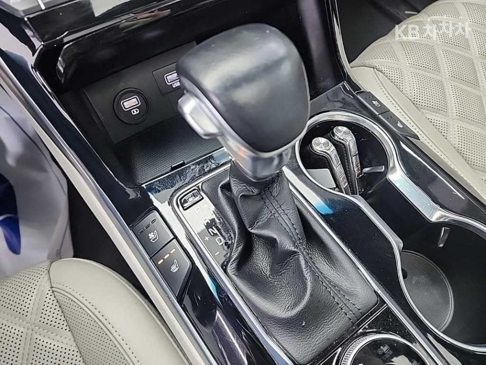 Kia Mohave 더마스터3.0 Diesel 4WD Masters - 8