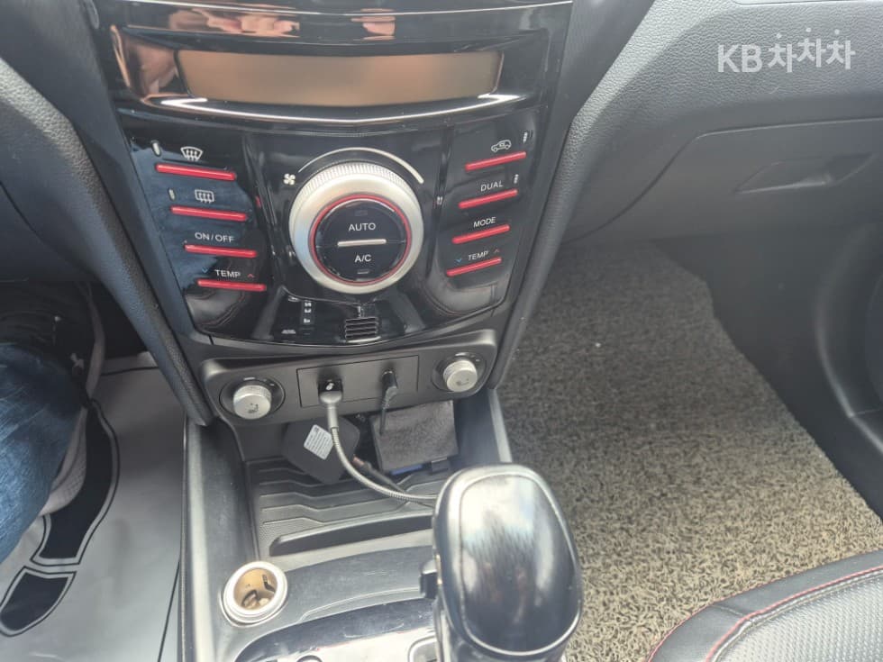 KG Mobility Tivoli Air2WD RX - 12
