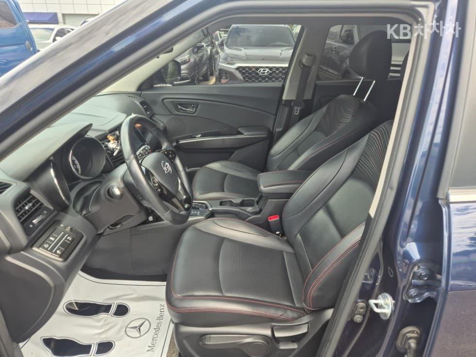 KG Mobility Tivoli Air2WD RX - 7