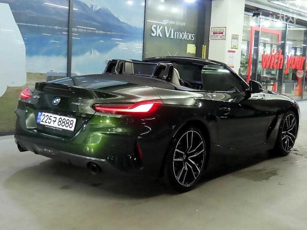 BMW All New Z4sDrive 20i M 스포츠 라Местен - 9