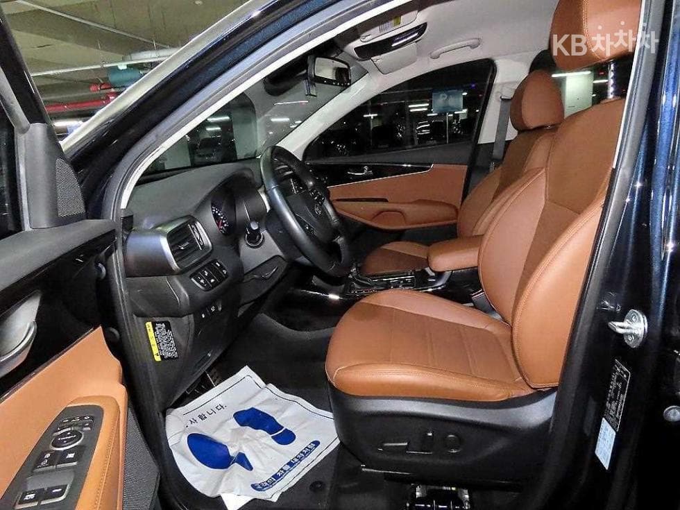 Киа The New (фейслифт) Sorento2.2 Дизел 2WD Noblesse - 7