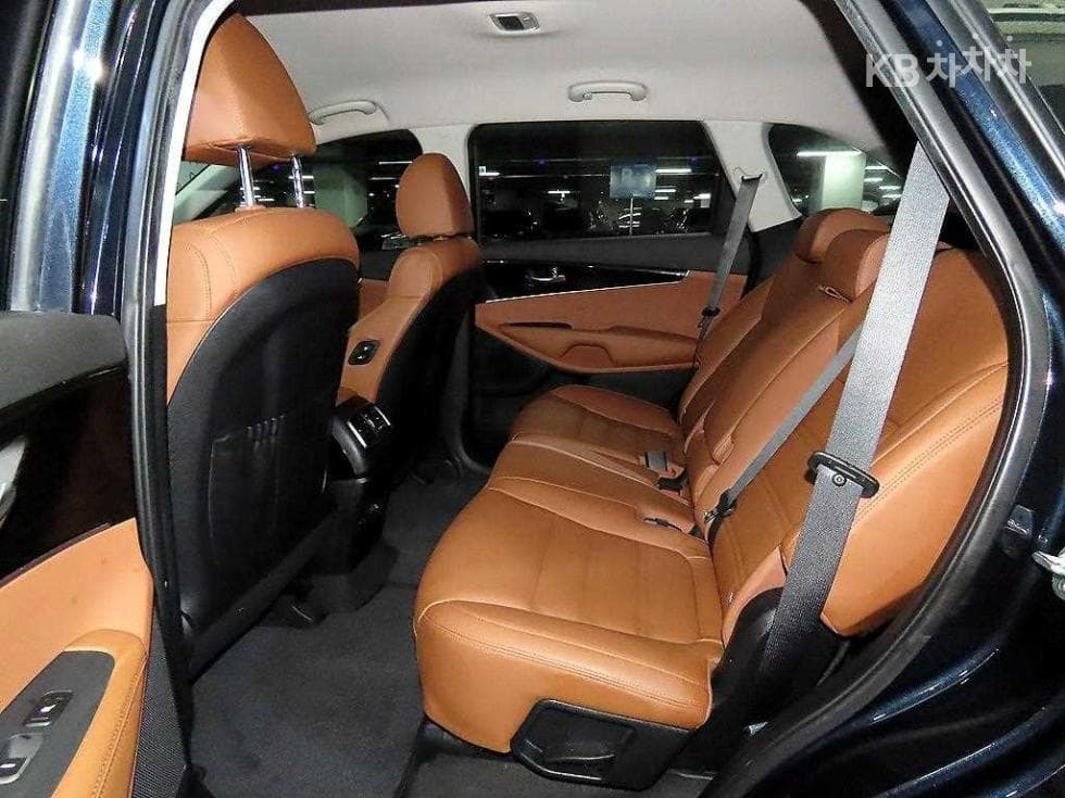 Киа The New (фейслифт) Sorento2.2 Дизел 2WD Noblesse - 8