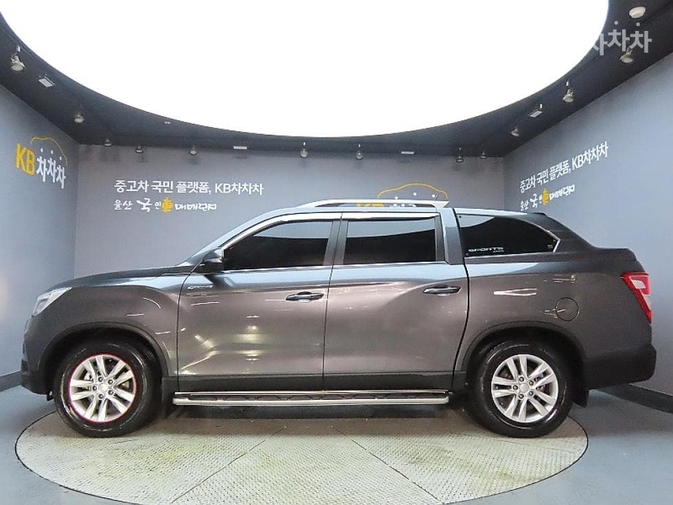 КейДжи Мобилити Rexton 스포츠2.2 4x4 어드벤처 - 5