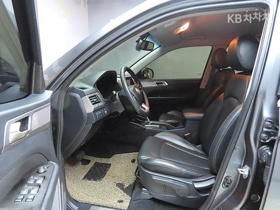 КейДжи Мобилити Rexton 스포츠2.2 4x4 어드벤처 - 10