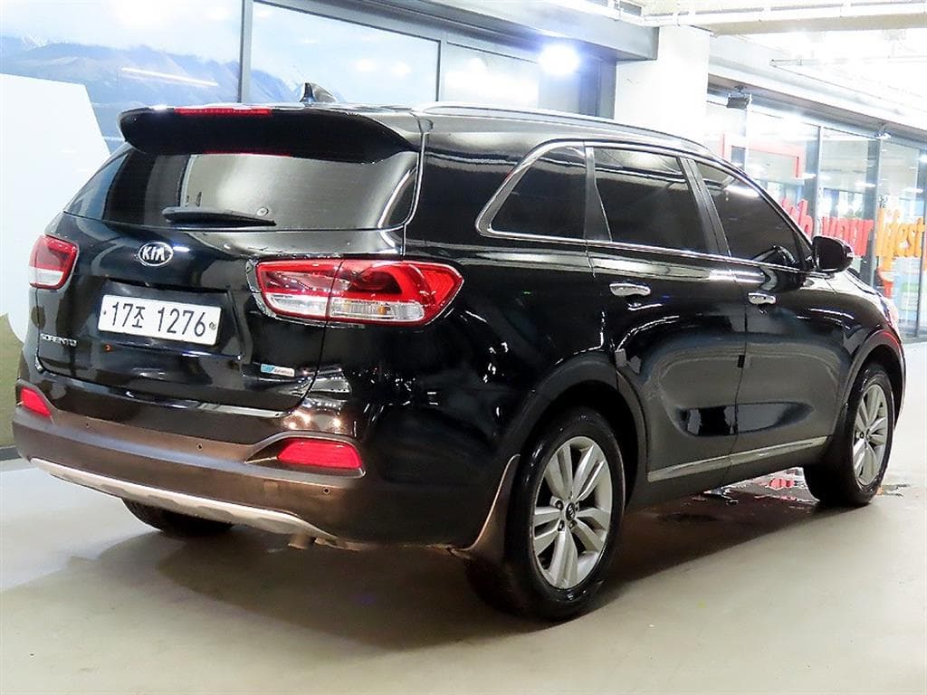 Киа All NewSorentoДизел 2.0 2WD Престиж - 4