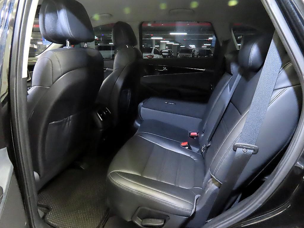 Киа All NewSorentoДизел 2.0 2WD Престиж - 7