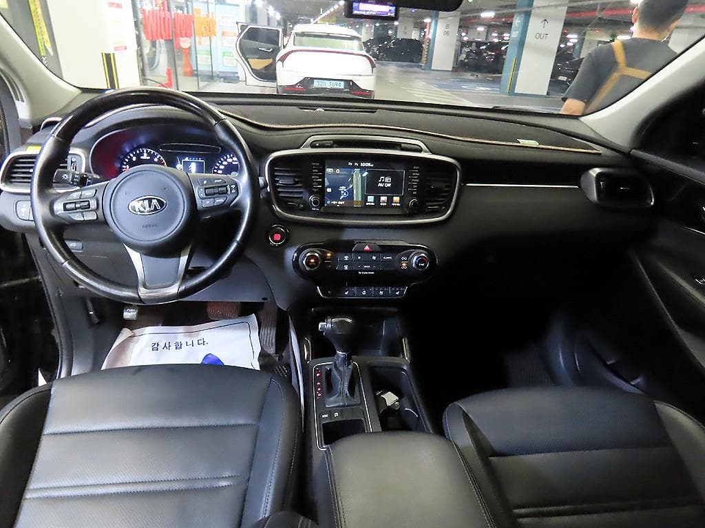 Киа All NewSorentoДизел 2.0 2WD Престиж - 10