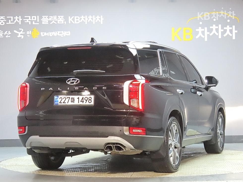 Hyundai Palisade2.2 Diesel 7-seater (Limousine) AWD Prestige - 2