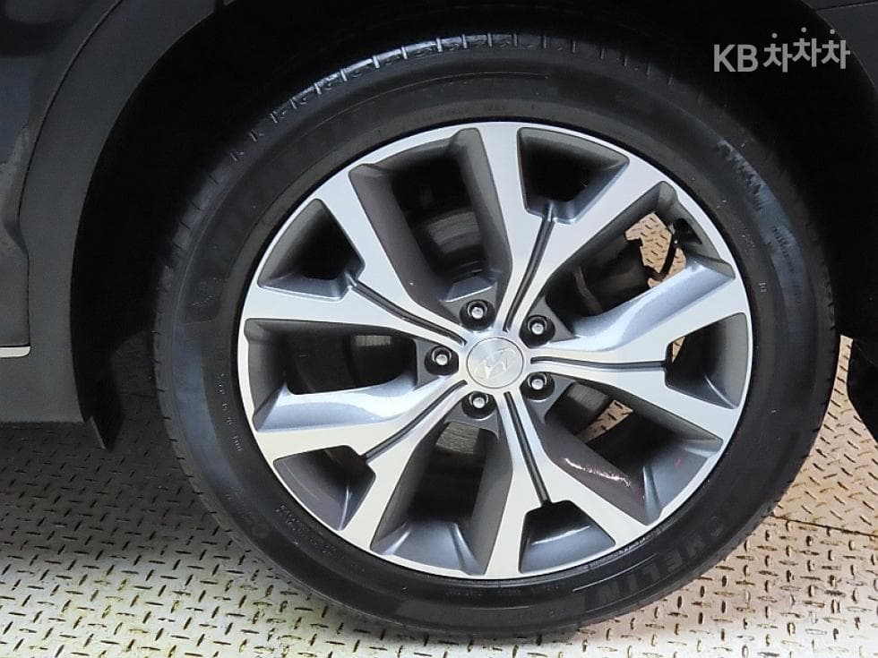 Hyundai Palisade2.2 Diesel 7-seater (Limousine) AWD Prestige - 20