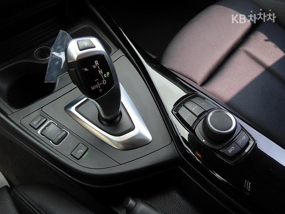 BMW New1시리즈118d 스포츠 Standard - 11