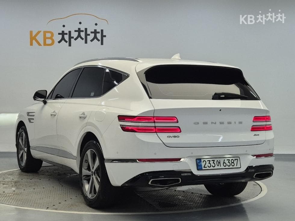 Genesis GV802.5 Turbo Gasoline AWD - 2