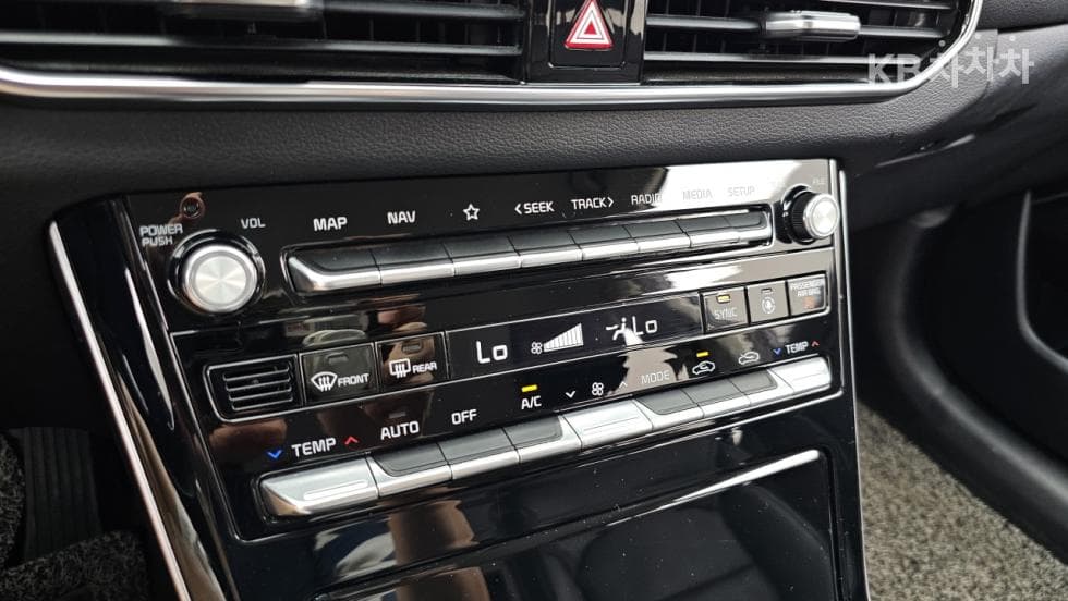 Киа K7 Premiere3.0 GDi Noblesse - 10
