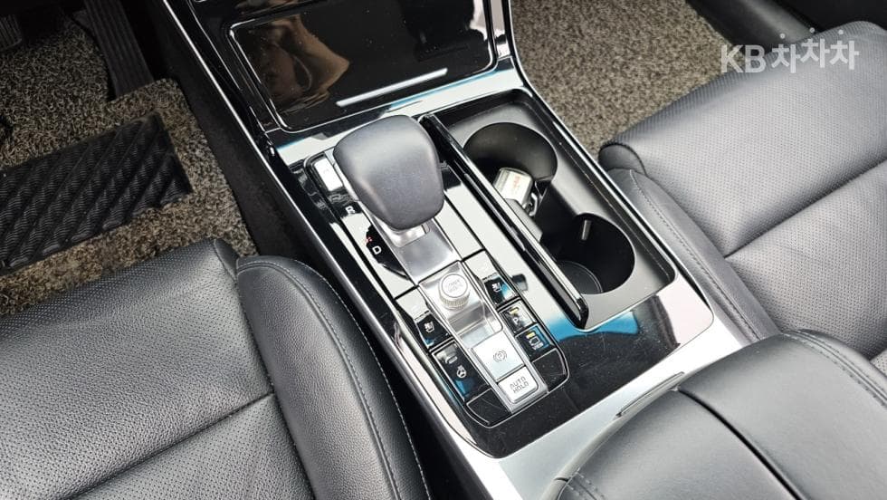 Киа K7 Premiere3.0 GDi Noblesse - 13