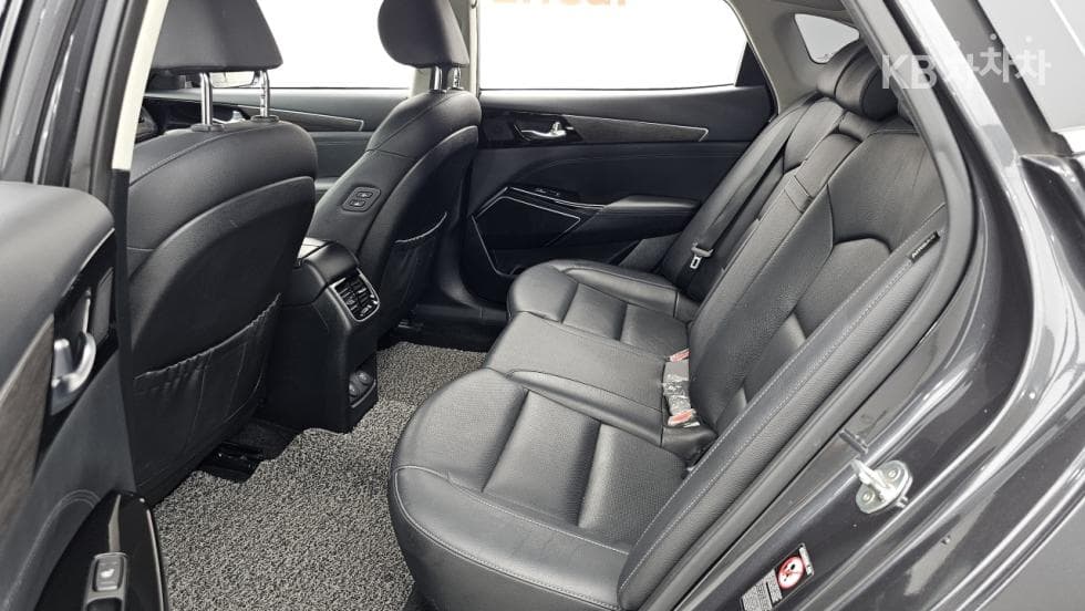 Киа K7 Premiere3.0 GDi Noblesse - 17