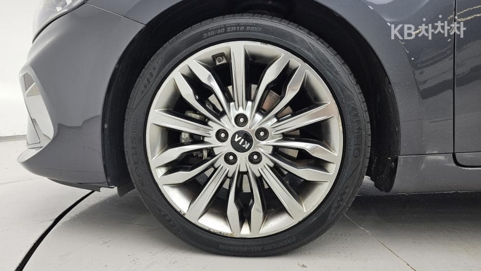 Киа K7 Premiere3.0 GDi Noblesse - 19
