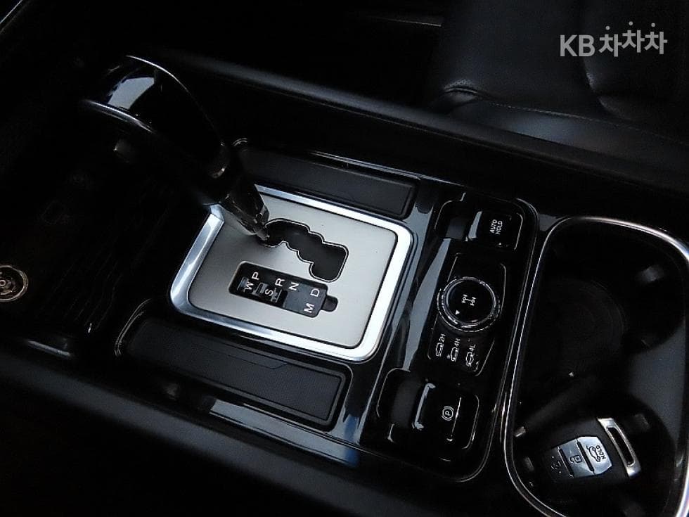 KG Mobility G4 Rexton2.2 4WD 유라시아 에디션 - 9