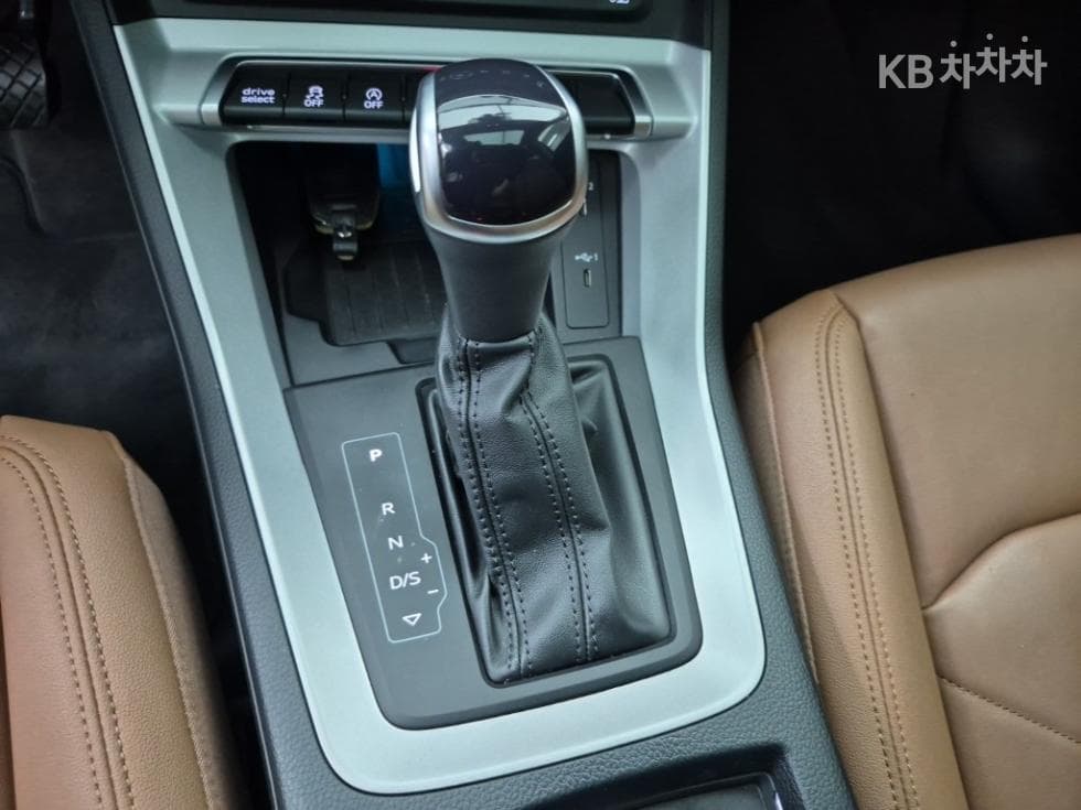 Ауди The New Q3(F3)35 Турбо Дизел Инжекция Sportback Стандартен - 8