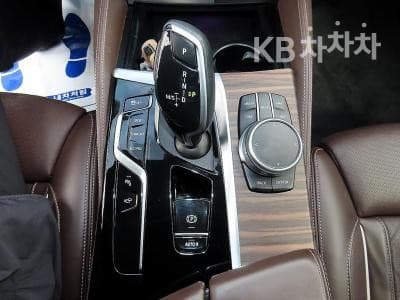BMW 올New5 Series (G30)523d xDrive M Sport - 10