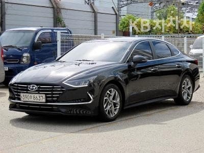 Hyundai Sonata (DN8)2.0 Premium 패밀리 - 2
