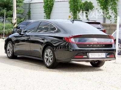 Hyundai Sonata (DN8)2.0 Premium 패밀리 - 3