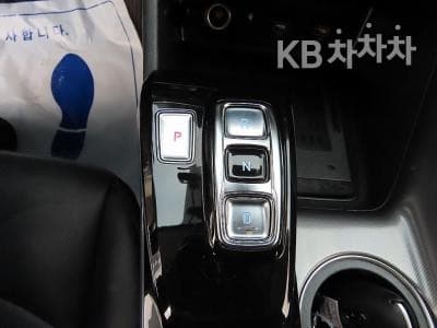 Hyundai Sonata (DN8)2.0 Premium 패밀리 - 9