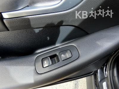 Hyundai Sonata (DN8)2.0 Premium 패밀리 - 14