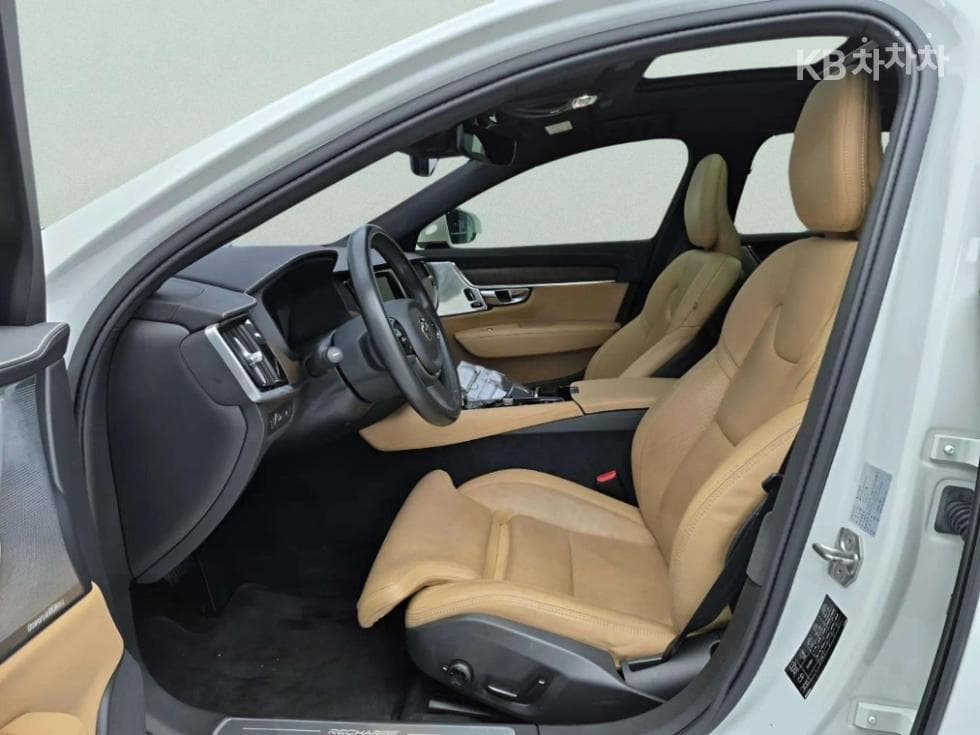 Volvo S90 Второ поколениеT8 AWD Inscription - 10