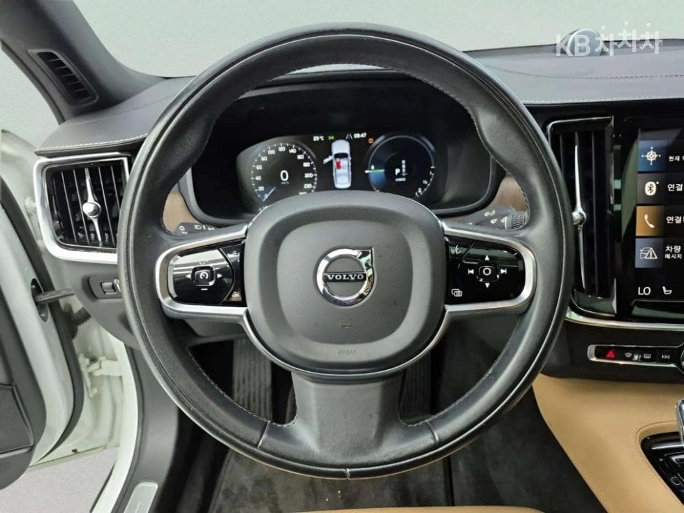 Volvo S90 Второ поколениеT8 AWD Inscription - 11