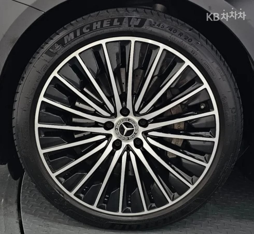 Mercedes-Benz E-클래스 (W214)E450 4MATIC Exclusive - 5
