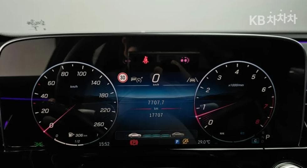 Mercedes-Benz E-클래스 (W214)E450 4MATIC Exclusive - 8