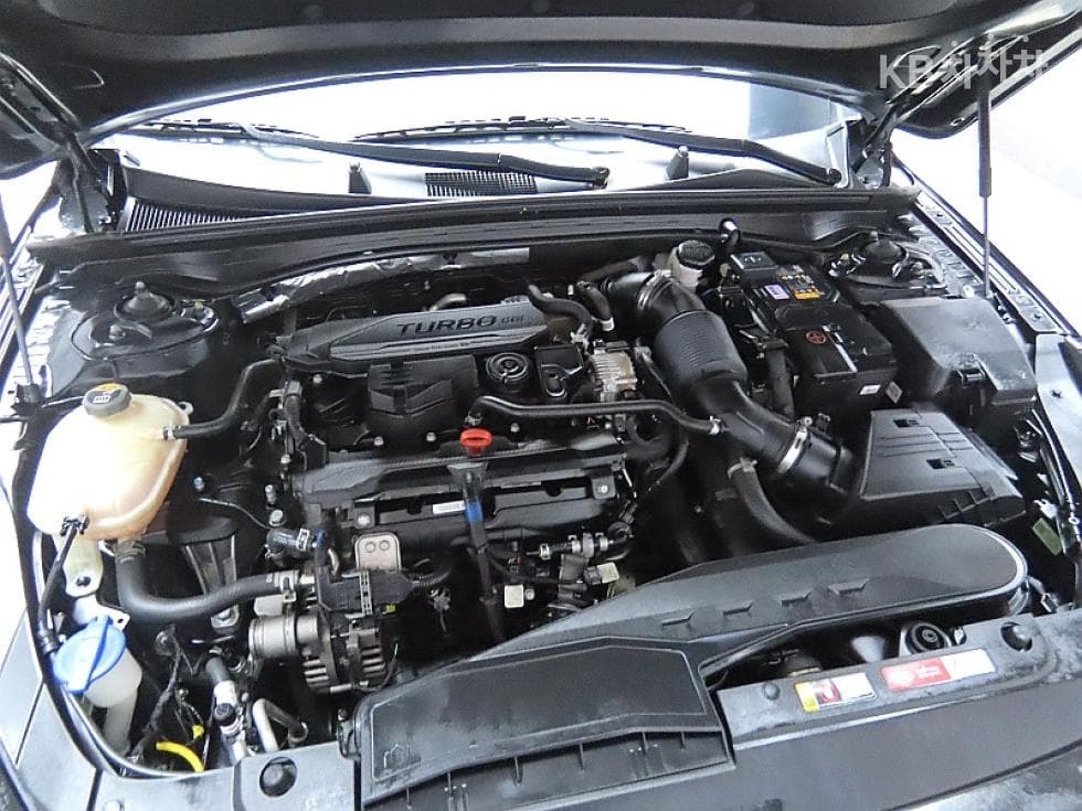 Kia K5 3rd Gen1.6 Gasoline Turbo Signature - 7