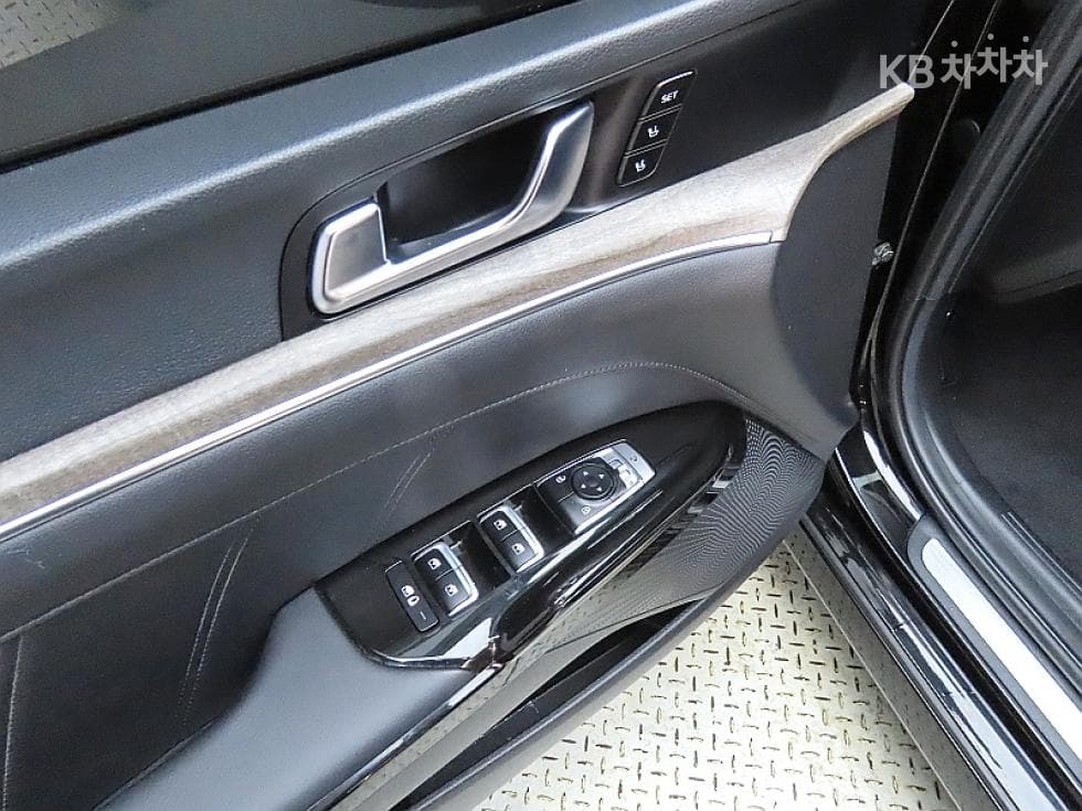 Kia K5 3rd Gen1.6 Gasoline Turbo Signature - 13