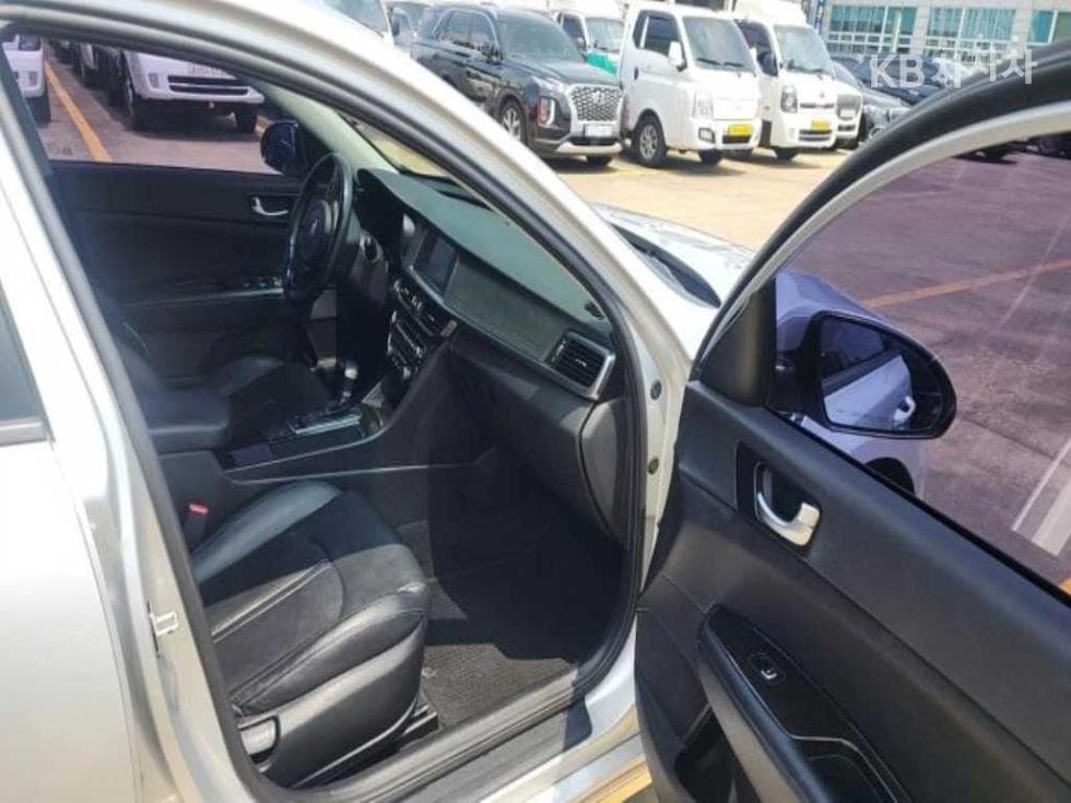 Kia K5 Second generation2.0 Gasoline MX Prestige - 9