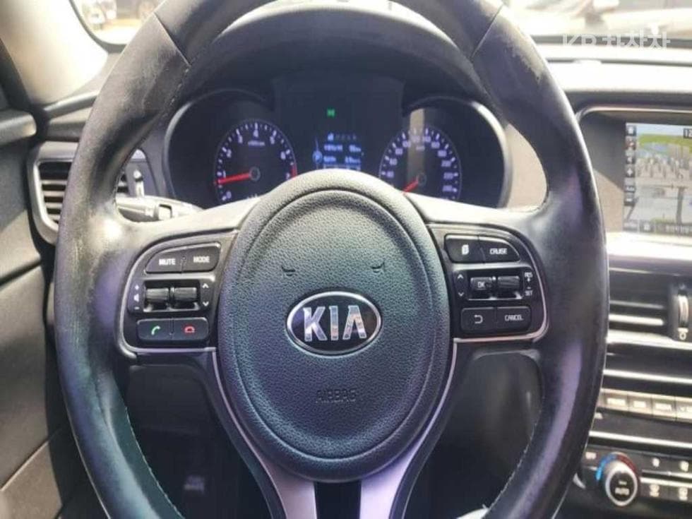 Kia K5 Second generation2.0 Gasoline MX Prestige - 11