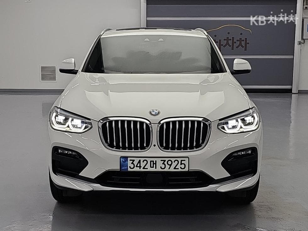 BMW New X4 (G02)xDrive 20d xLine - 2