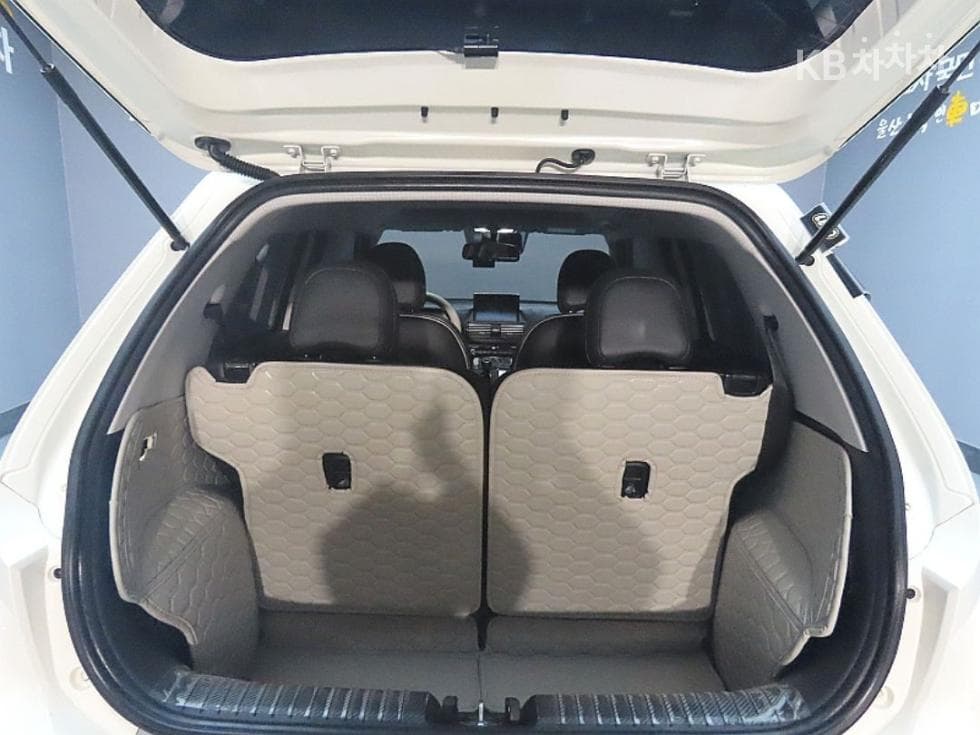Hyundai Casper1.0 Turbo Gasoline 디 에센셜 - 16