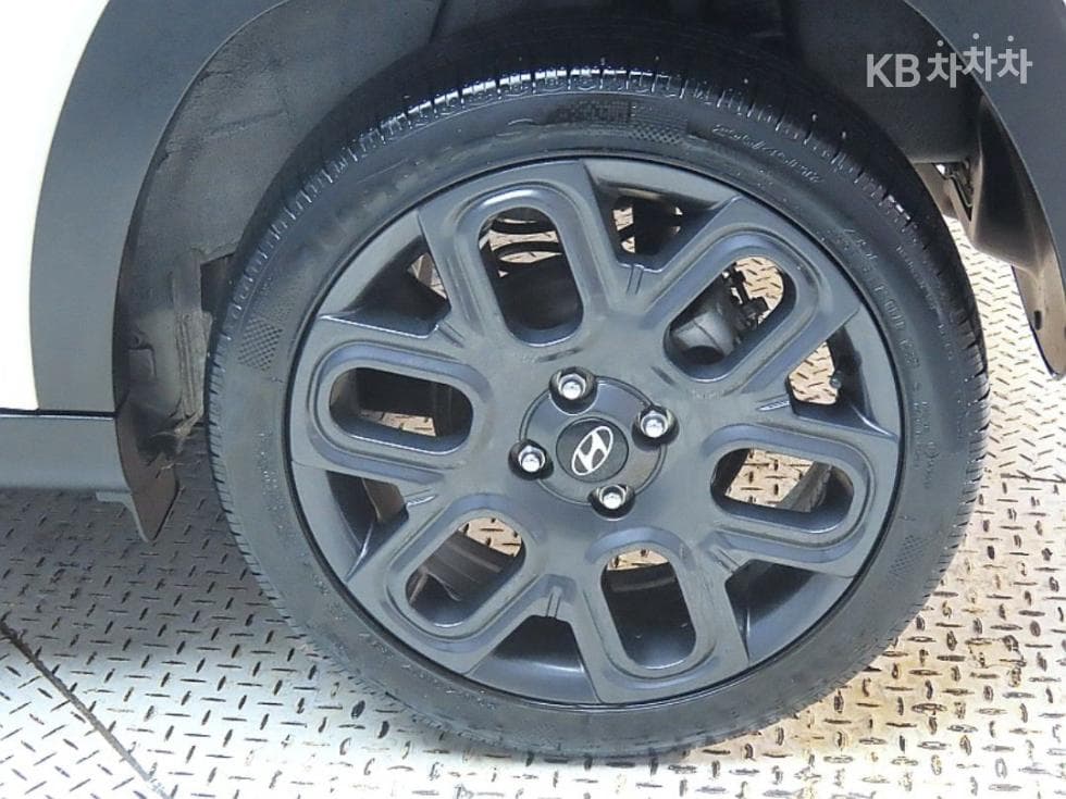 Hyundai Casper1.0 Turbo Gasoline 디 에센셜 - 17