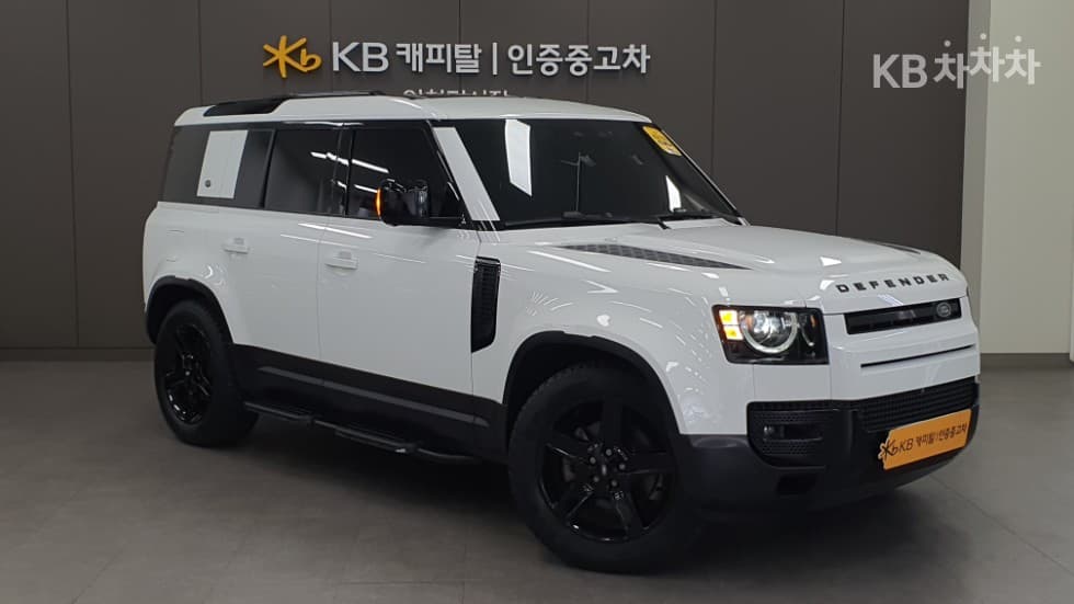 Land Rover 디펜더(L663) 110 D250 SE - Image 1