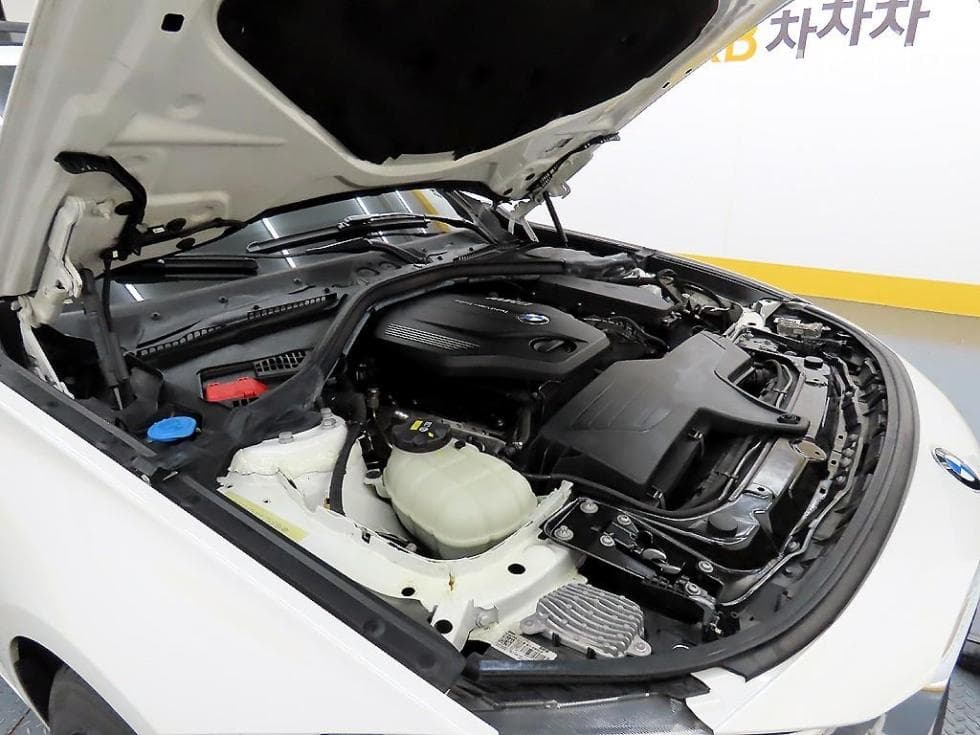 BMW Gran Turismo3 Series GT 320d F34 xDrive - 19